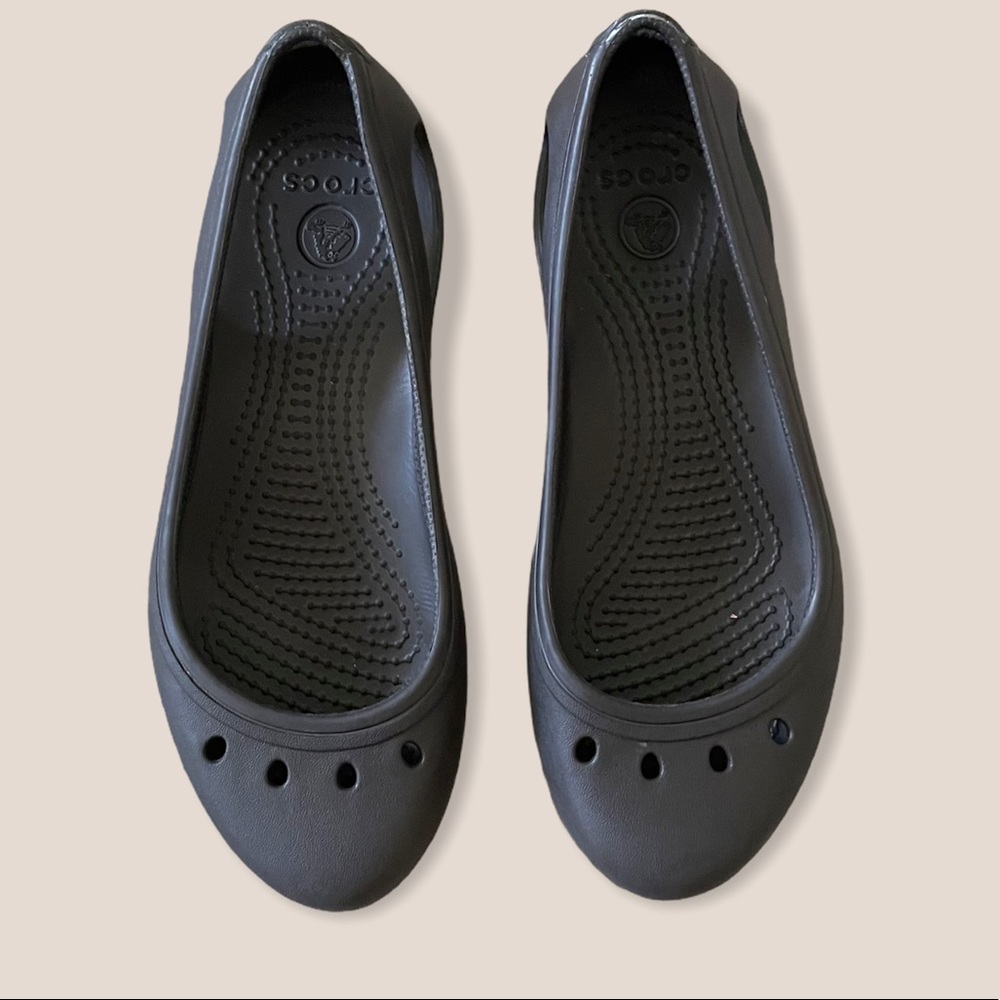 Crocs Women’s Kaydee Flat 5 Dark Brown